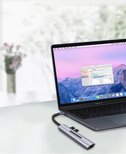 9-in-1 USB-C Hub Docking Station – HDMI, VGA, 4K, 10Gbps