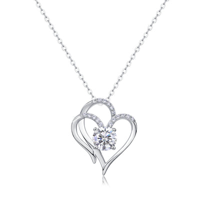 1Heart To Heart - A Fashionable And Luxurious Diamond Jewelry Pendant Set With 1-carat Moissan Diamond S925 Sterling Silver And Platinum