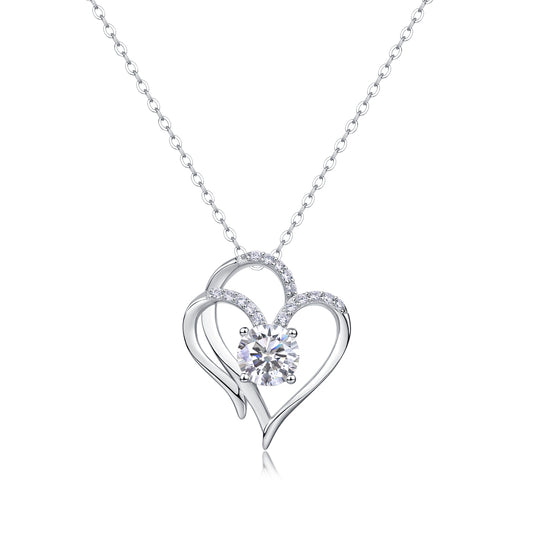 1Heart To Heart - A Fashionable And Luxurious Diamond Jewelry Pendant Set With 1-carat Moissan Diamond S925 Sterling Silver And Platinum